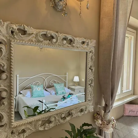 Lo Scrigno Dei Sogni Apartment *